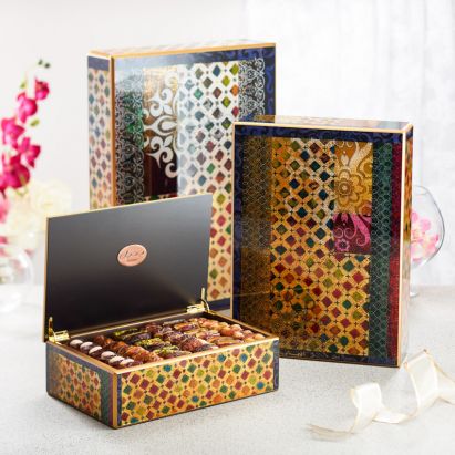 shop for Arabian Dream signature gift box by bateel

